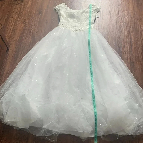 White Lace Wedding Dress Diamonds & Crystal Embellished Long Wedding Dress New - Picture 9 of 16